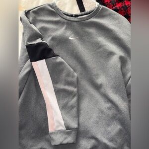 New Brand new nike top quality top medium weight French terry knit crew neck med